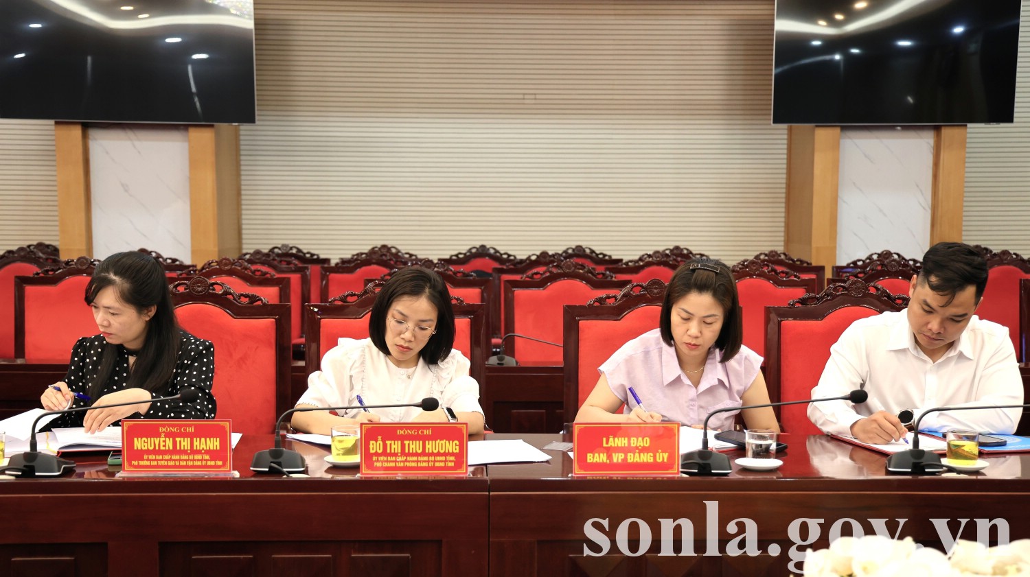 anh tin bai